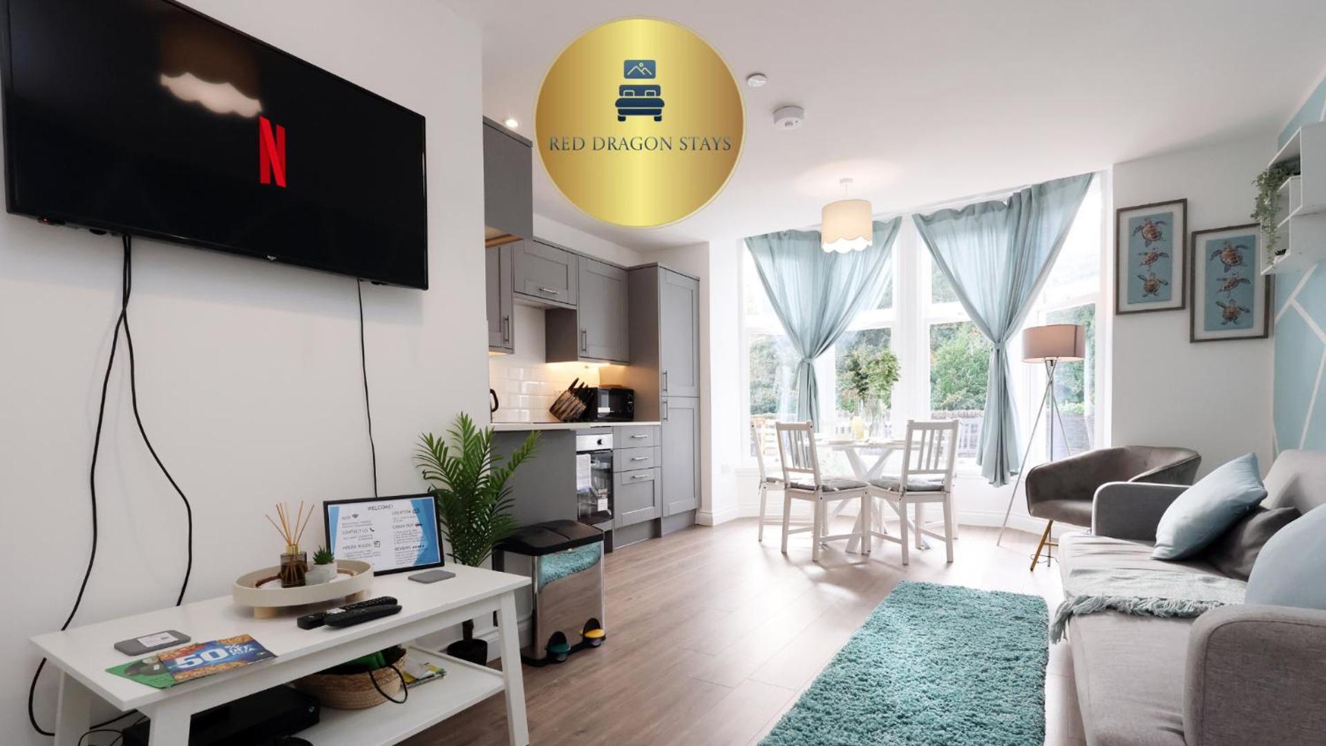 Centre Private Parking Apartment Cardiff