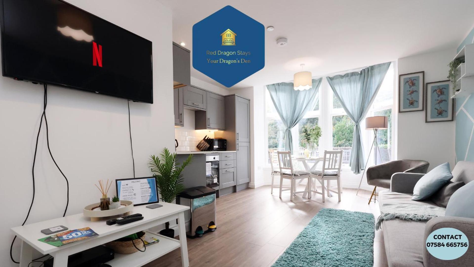 Centre Private Parking Apartment